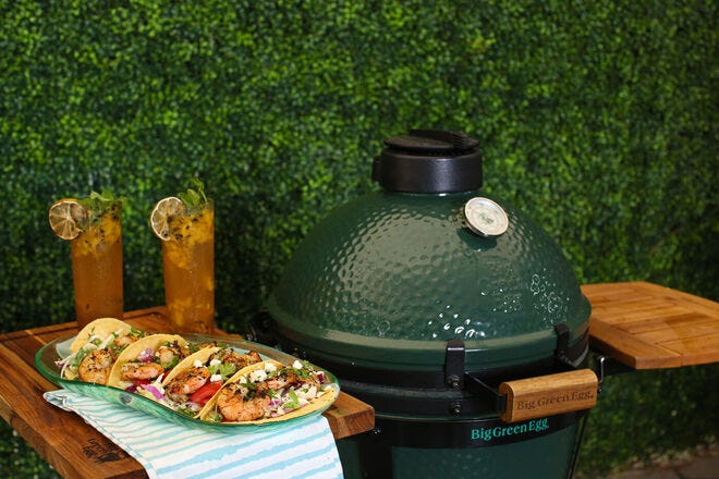 Who knew you could use a Big Green Egg for delicious mango mojitos and other cocktails?